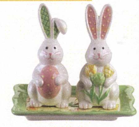 Sweet Bunny Figural Salt and Pepper Tray Set