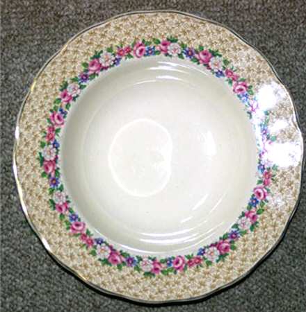 Pompadour Rim Soup Bowl