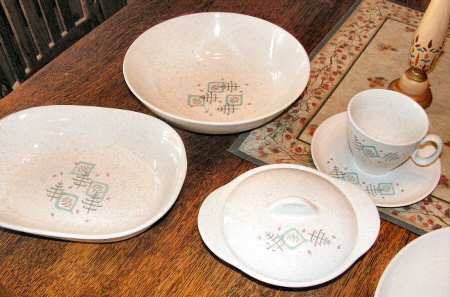 Arbor 9" Round Vegetable Bowl