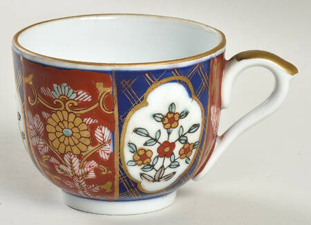 GIM20 Footed Cup