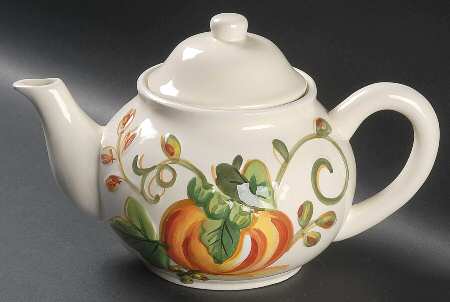 Harvest Tradition Teapot & Lid