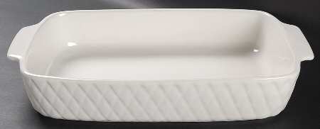 Diamond Quilt 13"  Rectangular Baker