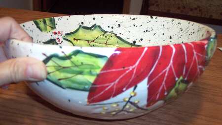 Christmas Poinsetta Assortment 9" Round Vegetable Bowl