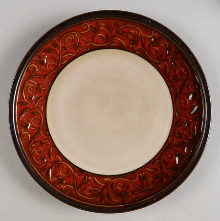 Villa Adriana Burgundy Salad/Dessert Plate