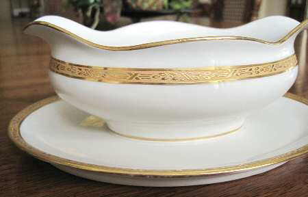 Montiers, The Gravy Boat with Attached Underplate