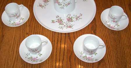 GIR34 Chocolate Cup & Saucer Set