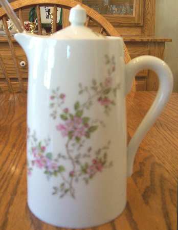 GIR34 Chocolate Pot & Lid