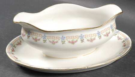 GUE695 Gravy Boat with Attached Underplate