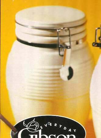 Urbanware White Medium Canister with Hinged Lid