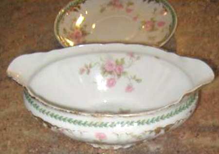 GDA447 Gravy Boat