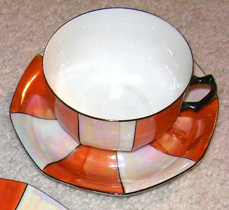 GMY292 Flat Cup & Saucer Set