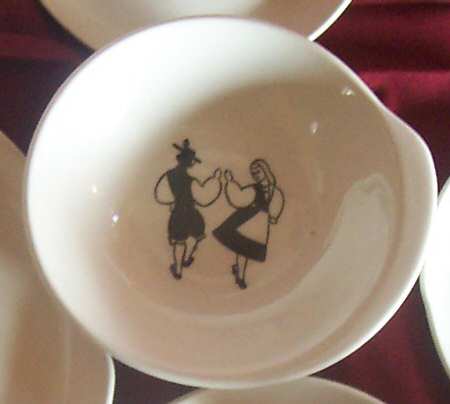 Dutch Song of Love Coupe Cereal Bowl