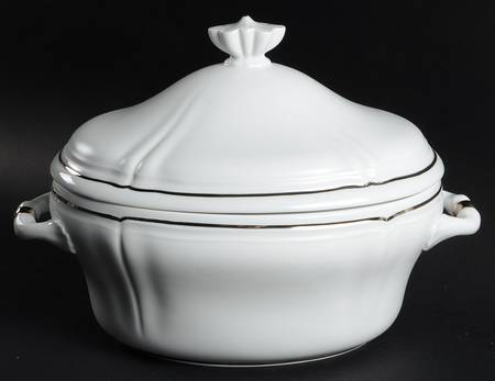 Pure White Oval Tureen & Lid