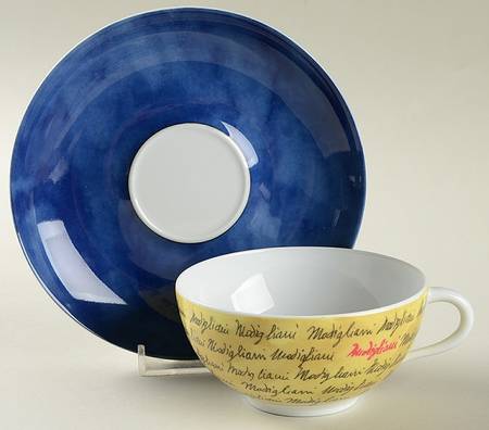 Jeanne Flat Cup & Saucer Set