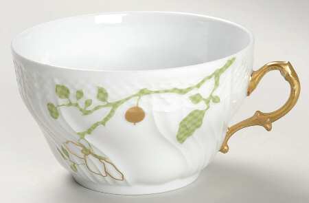 April Flat Cup