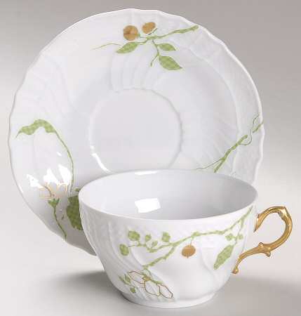 April Flat Cup & Saucer Set