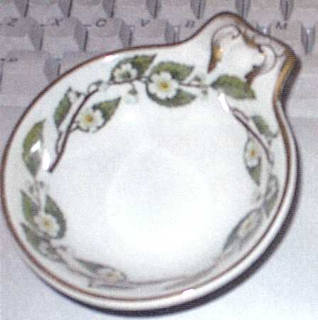 GUE726 Nut Dish