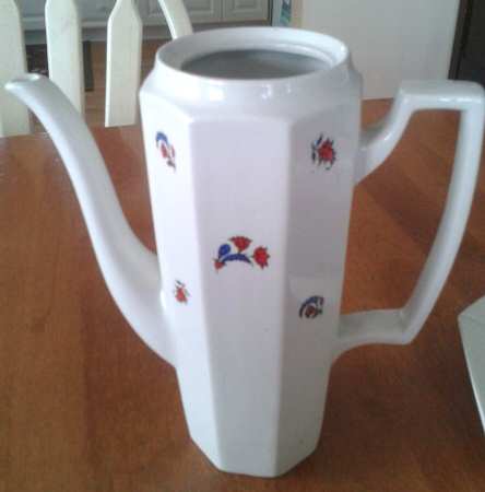Gai Coffee Pot No Lid