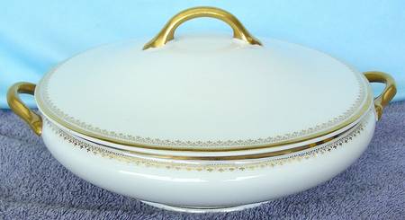 GDA474 Round Covered Vegetable