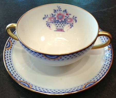 GRR19 Flat Cream Soup Bowl & Saucer Set