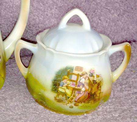 171 Child's Sugar Bowl & Lid