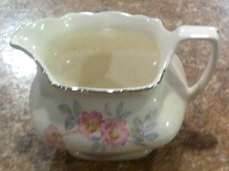 H2-22934 Creamer