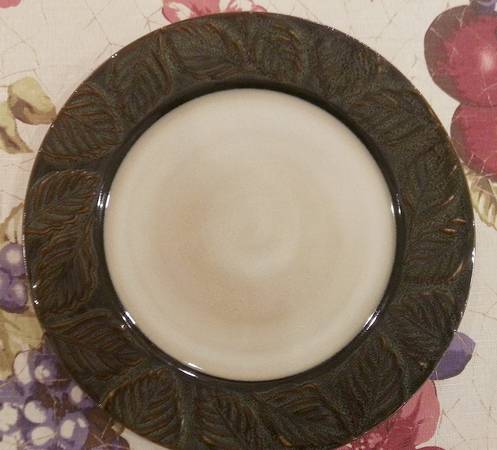 Grercian Leaf by Gibson Designs