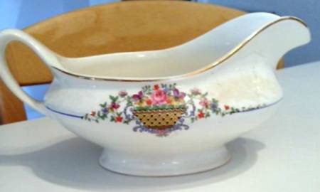 GEO572 Gravy Boat
