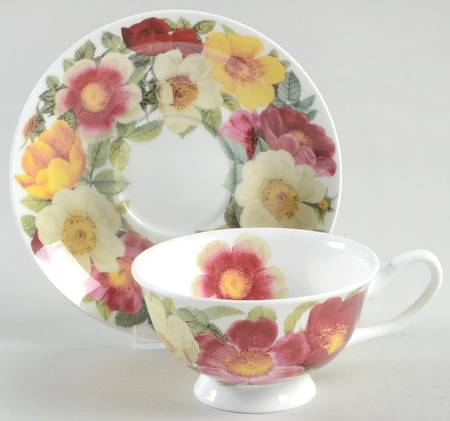 Spicy Poppy Footed Cup & Saucer Set