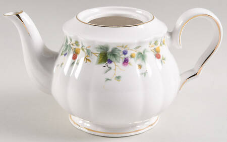Berry Yard Teapot No Lid