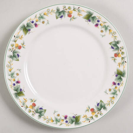 Berry Yard Salad Plate
