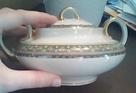 GUE781 Sugar Bowl & Lid