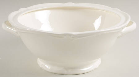 Rocaille Blanc (White) Round Vegetable No Lid