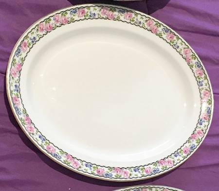 GLO8 by Globe Pottery (England)