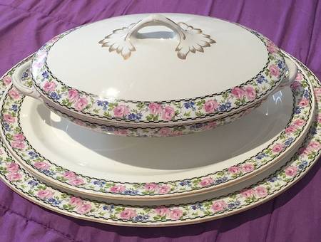 GLO8 Oval Covered Vegetable