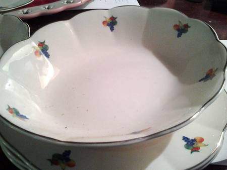 GEO597 9" Round Vegetable Bowl