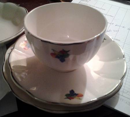 GEO597 Flat Cup & Saucer Set