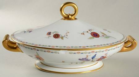 Old Chinese Oval Covered Vegetable