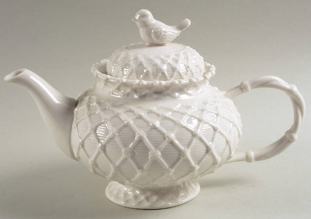 Victorian Bird Teapot & Lid