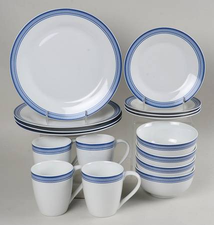 Bistro Blue 16 Piece Set