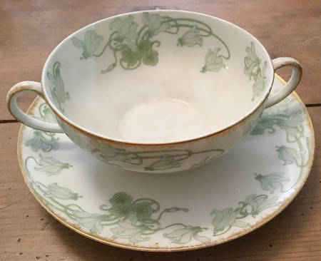 GDA503 Footed Cream Soup Bowl & Saucer Set