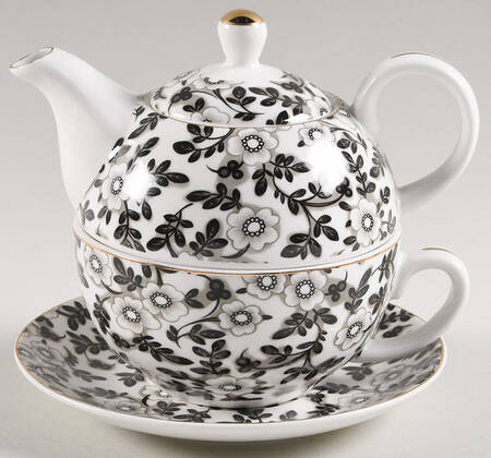 Dainty Individual Teapot & Lid with Cup & Saucer