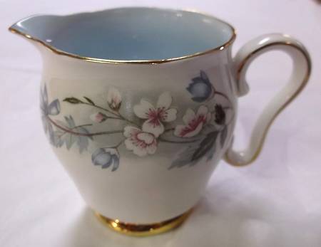 GLD73 Creamer