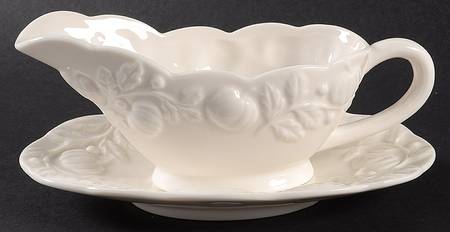Pumpkin Gravy Boat & Underplate