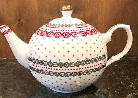 Red Nordic Teapot & Lid