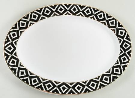 Black Morocco 13" Oval Serving Platter