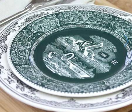 Les Depareillees Salad/Dessert Plate