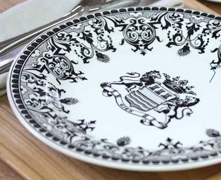 Les Depareillees Dinner Plate