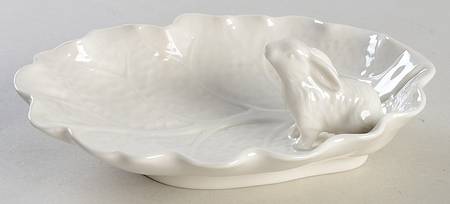 Bunny (Figural) 7" Leaf Dish