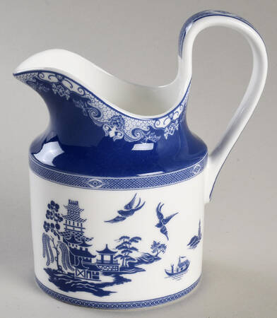 Blue Willow Creamer